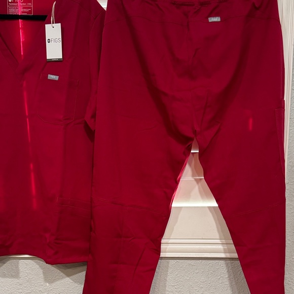 Figs Women's Bold Red Joggers - Picture 9 of 10